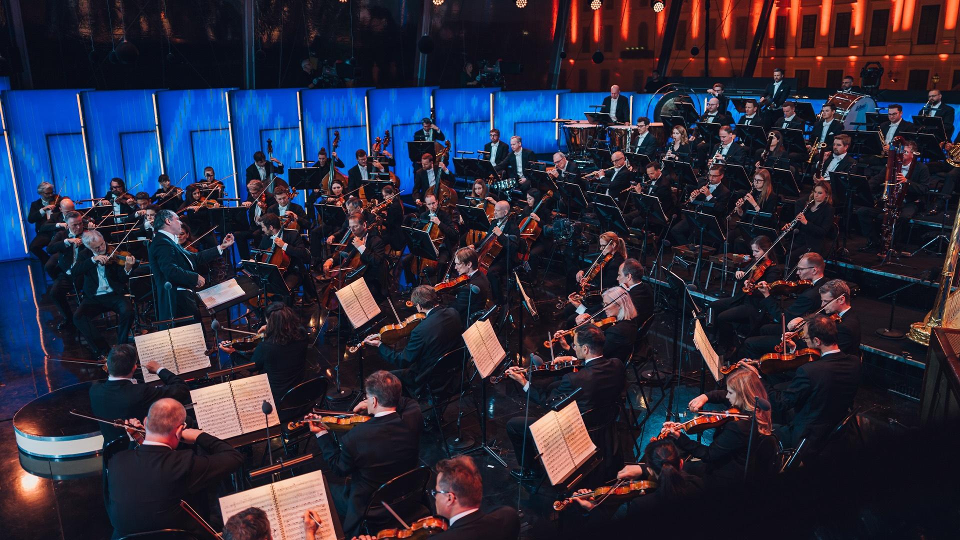 The beloved annual concert performed by Vienna Philharmonic in Schönbrunn Palace Park.